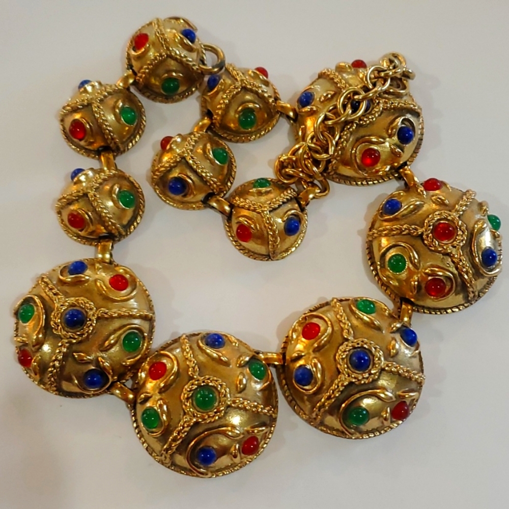 vintage cabochon necklace